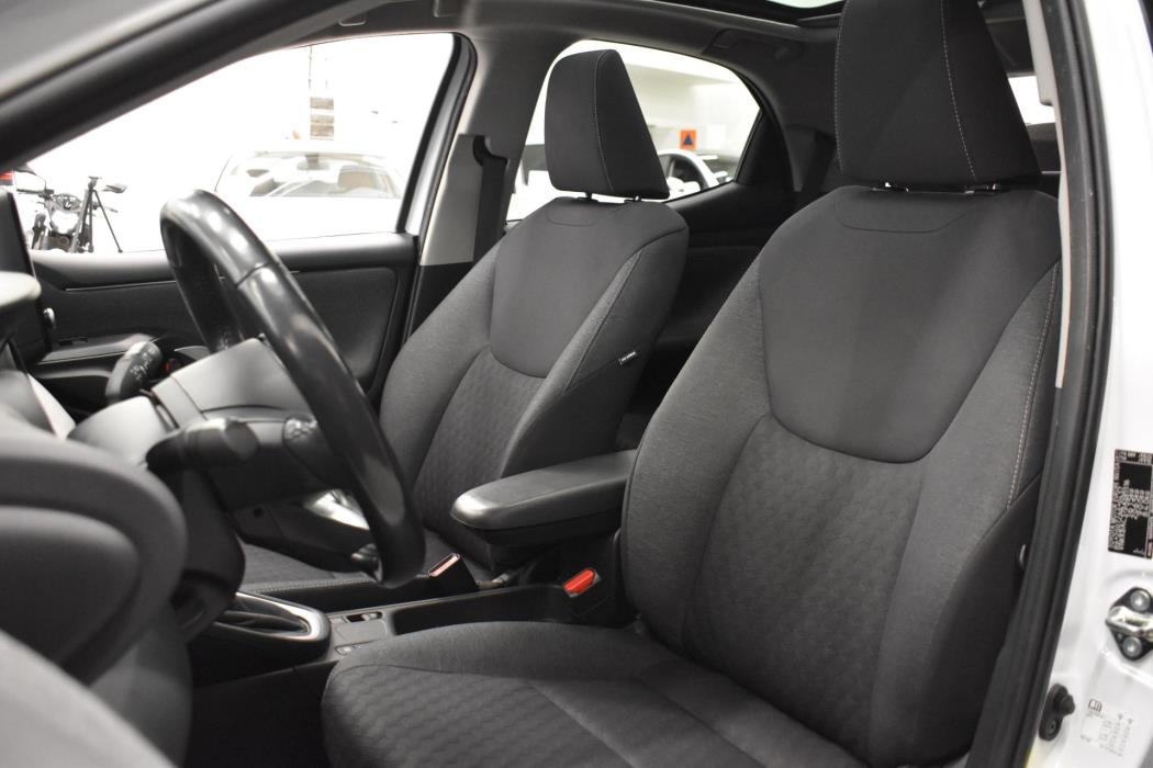 TOYOTA Yaris 2021