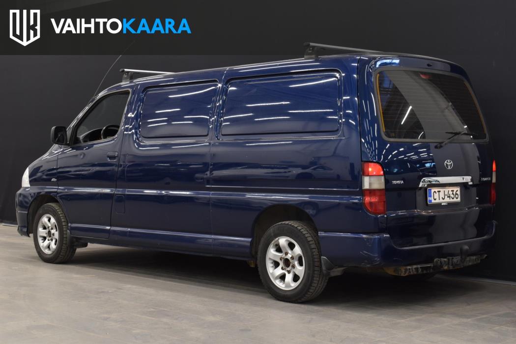 TOYOTA Hiace 2010