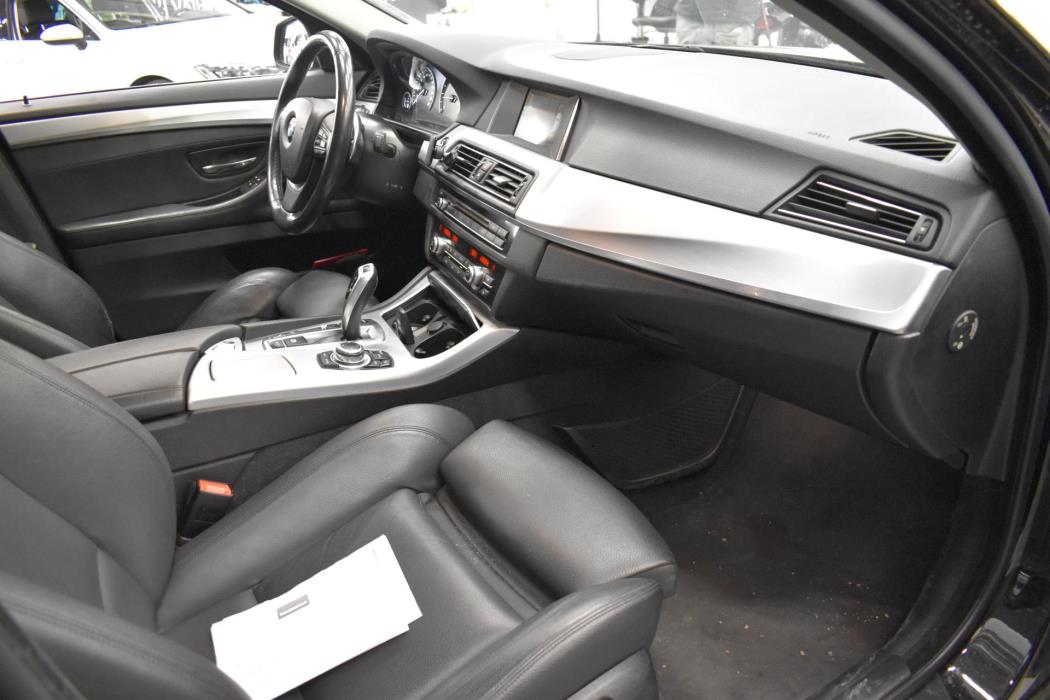 BMW 520 2015