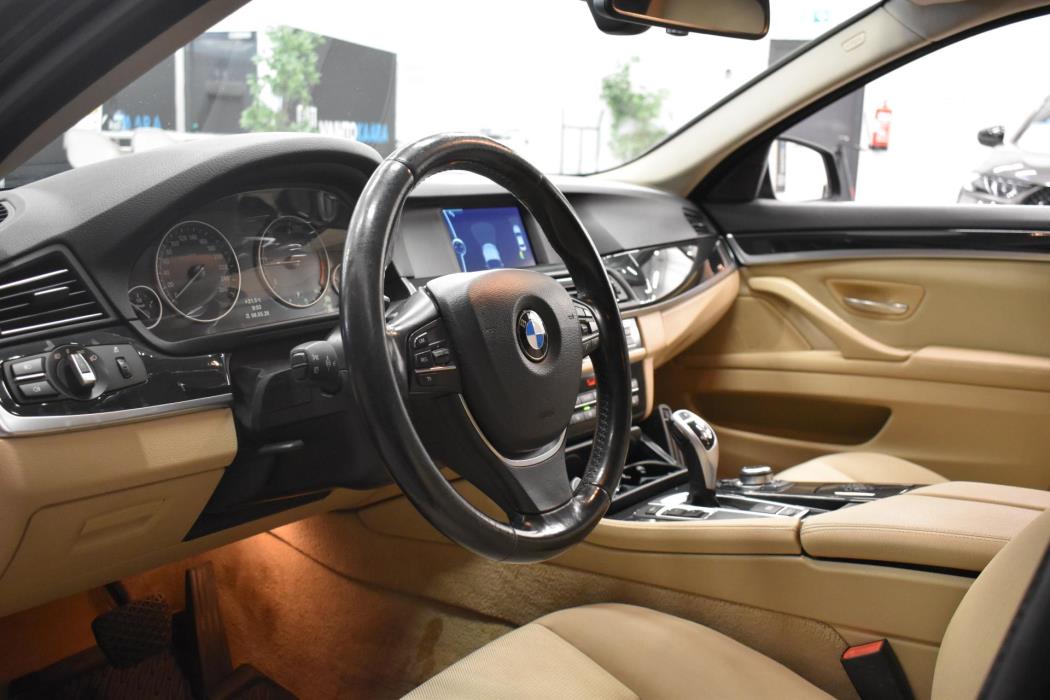 BMW 520 2011
