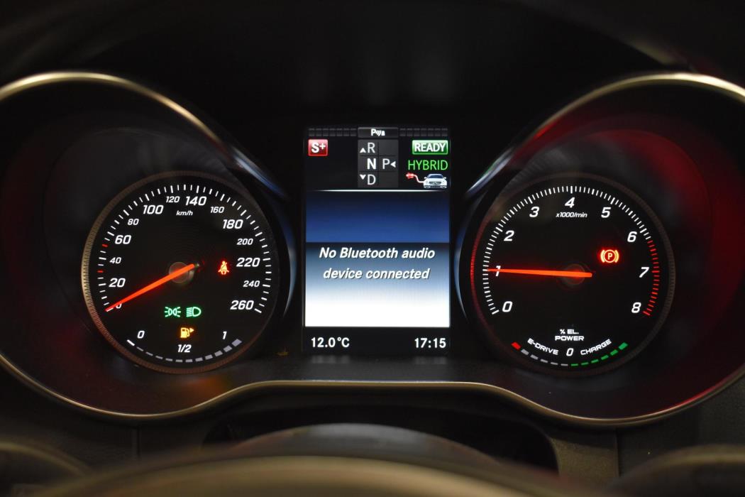 MERCEDES-BENZ C 2016