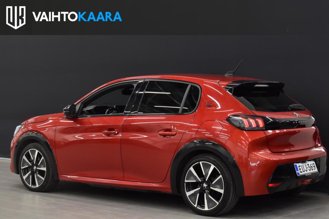 PEUGEOT e-208 2021