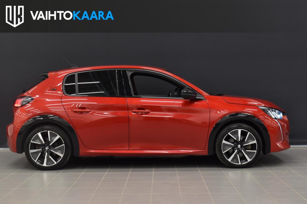 PEUGEOT e-208 2021