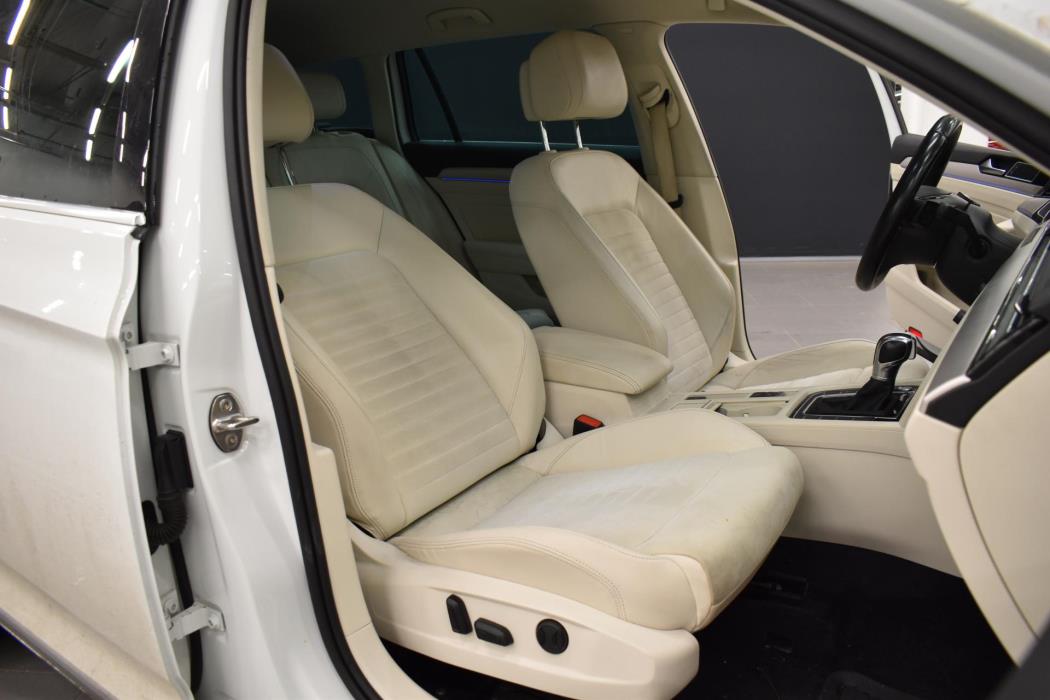 VOLKSWAGEN Passat 2016