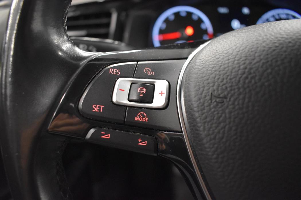VOLKSWAGEN Polo 2019