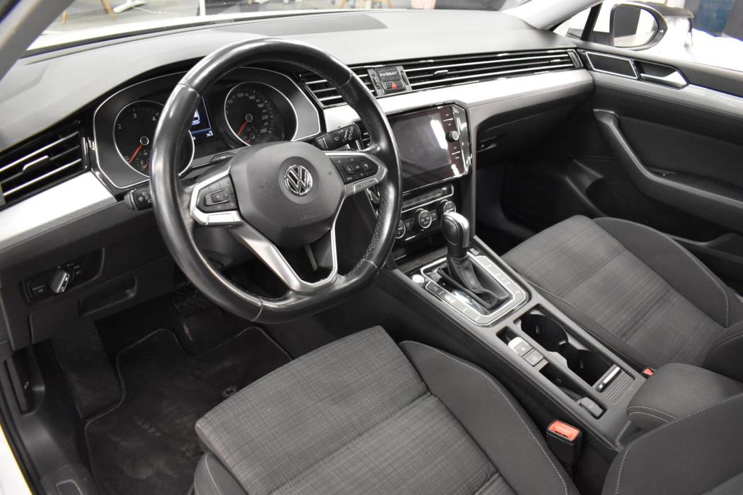 VOLKSWAGEN Passat 2020