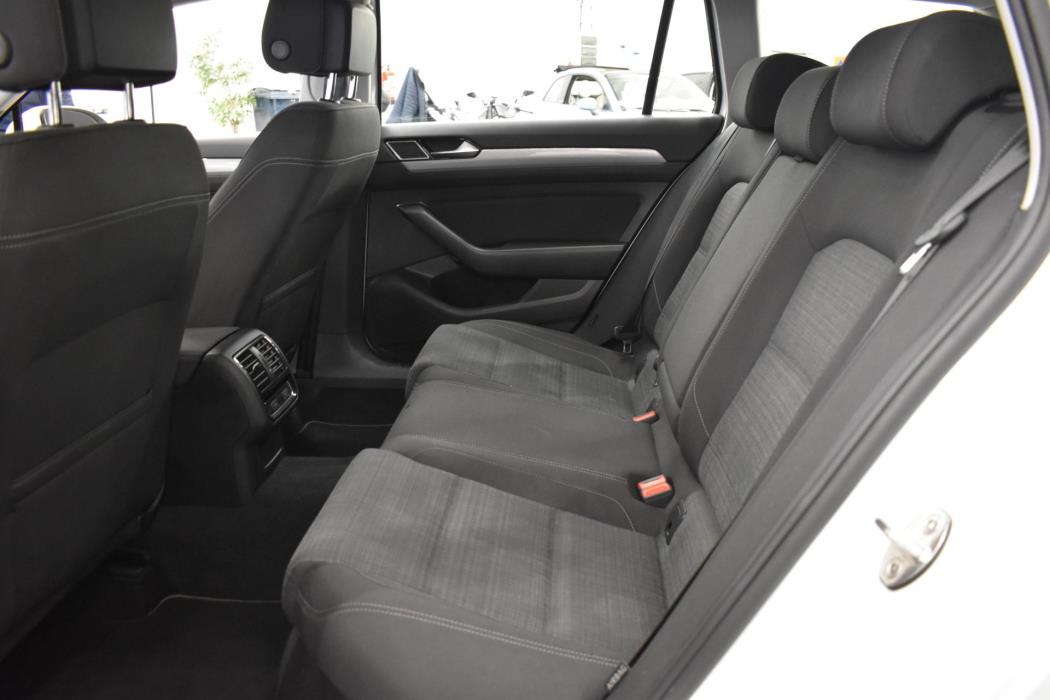 VOLKSWAGEN Passat 2020