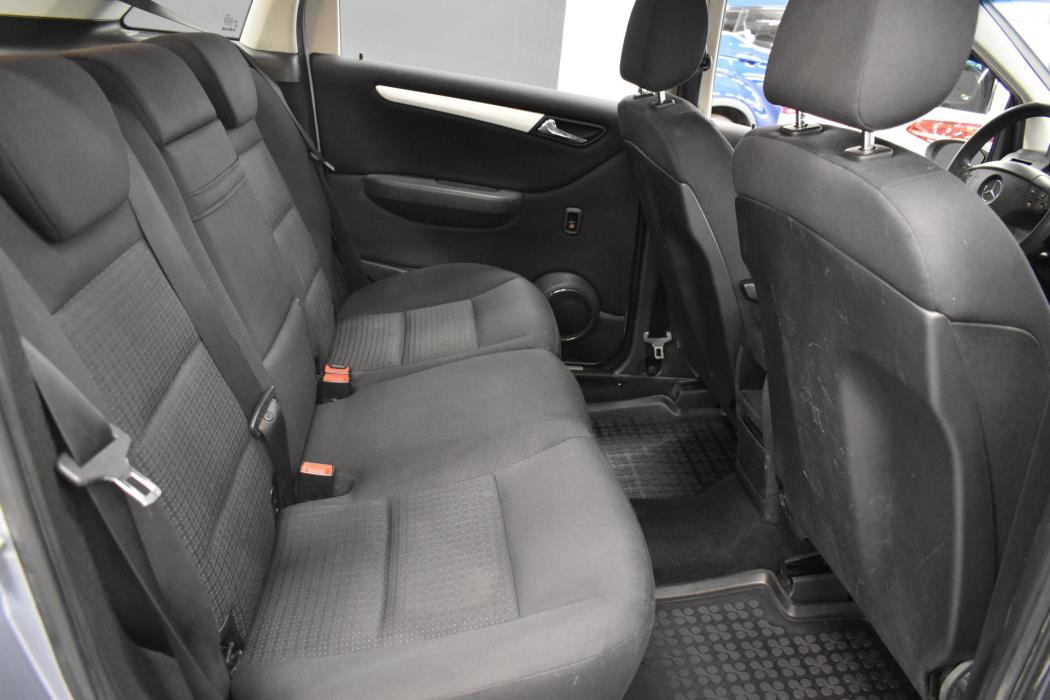 MERCEDES-BENZ B 2006