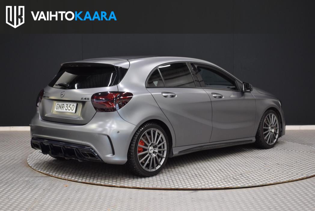 MERCEDES-BENZ A 45 AMG 2016