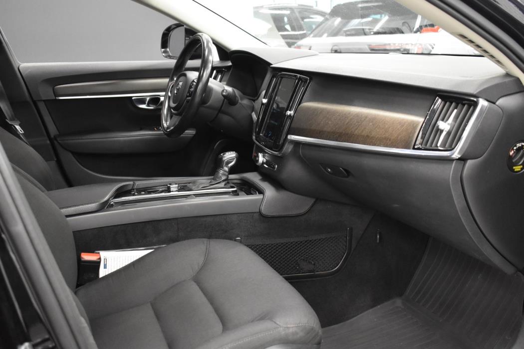 VOLVO V90 Cross Country 2018