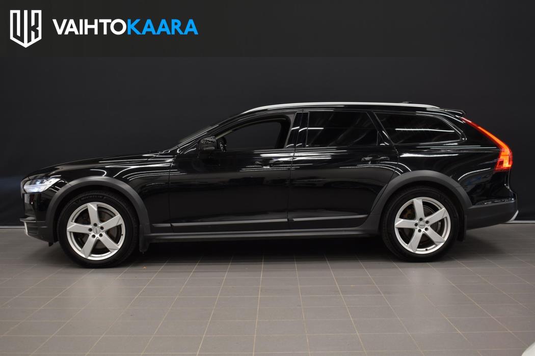 VOLVO V90 Cross Country 2018