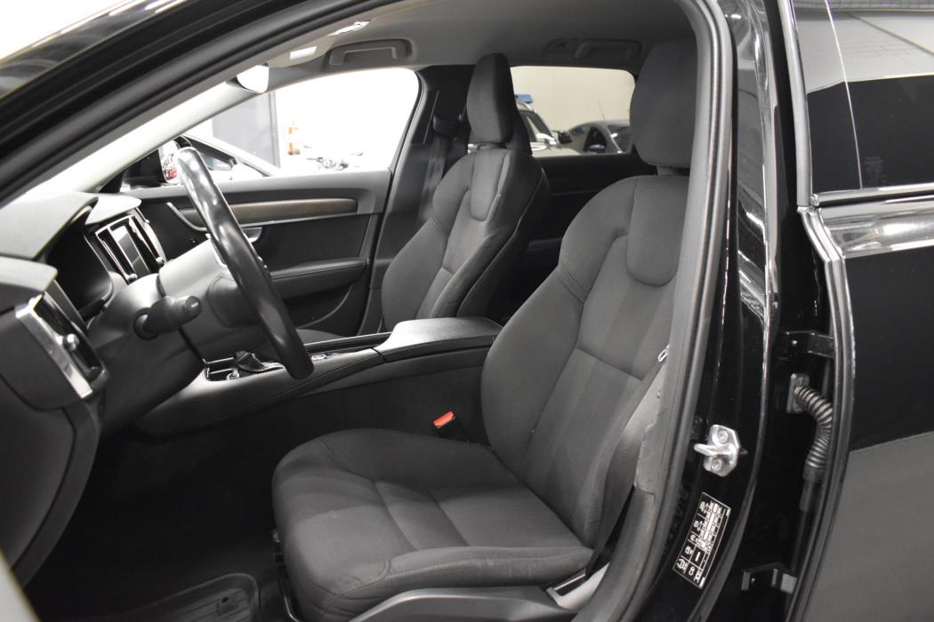 VOLVO V90 Cross Country 2018