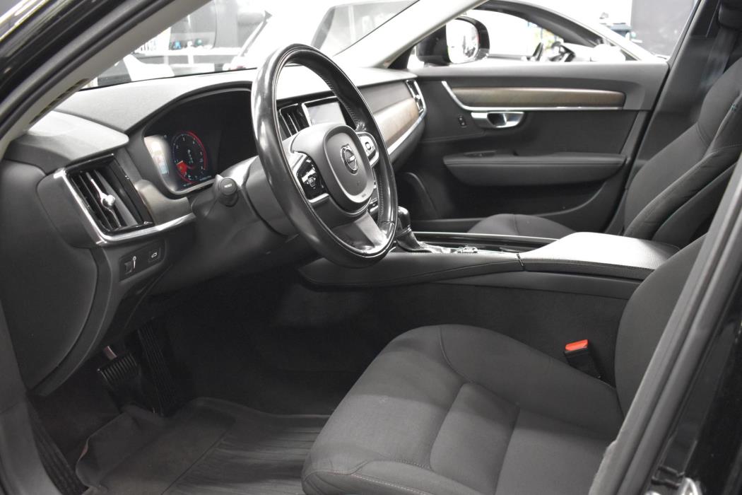 VOLVO V90 Cross Country 2018