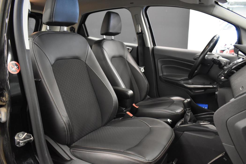 FORD EcoSport 2017