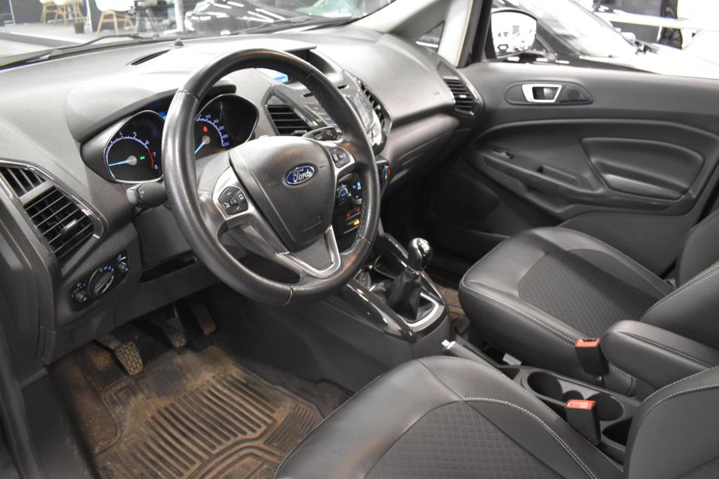 FORD EcoSport 2017