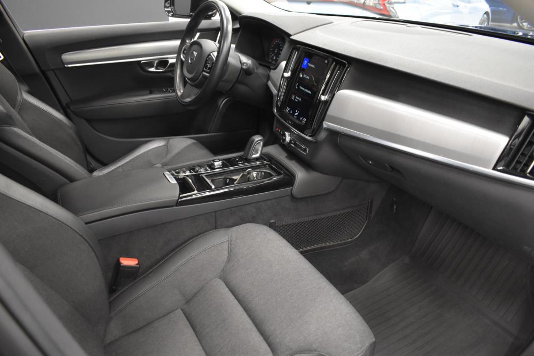 VOLVO V90 2020