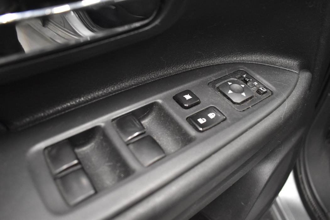 MITSUBISHI Outlander 2014