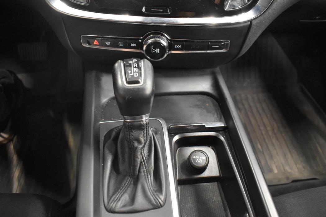 VOLVO V60 2018