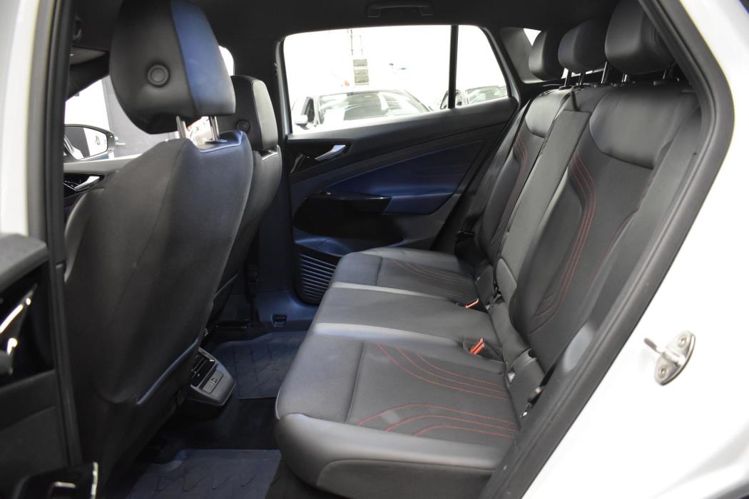 VOLKSWAGEN ID.4 2023