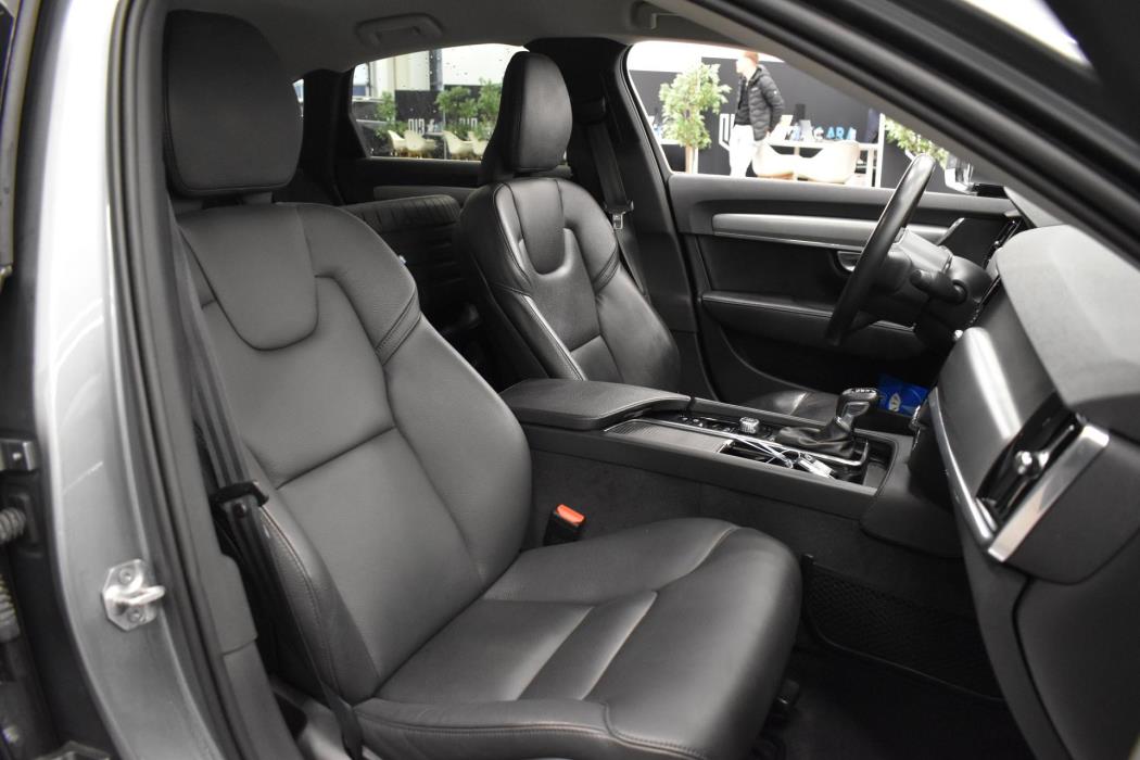 VOLVO S90 2020