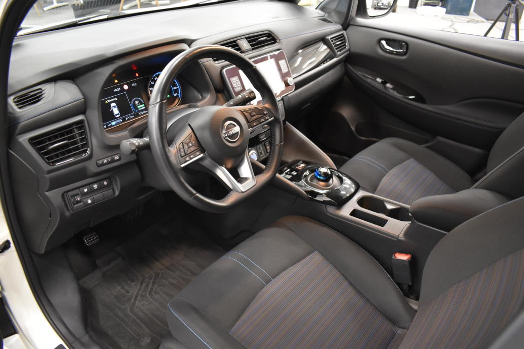 NISSAN Leaf 2023