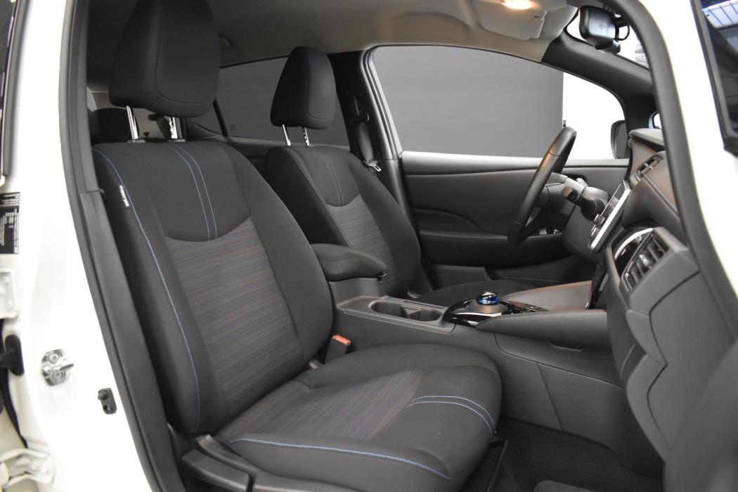 NISSAN Leaf 2023