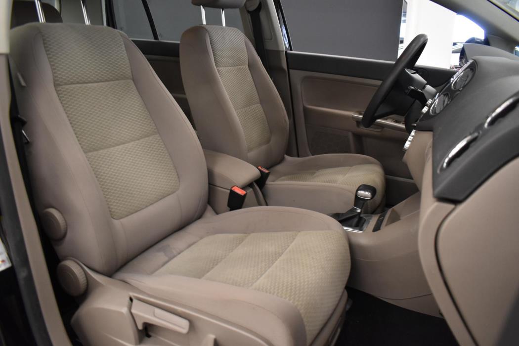 VOLKSWAGEN Golf Plus 2010