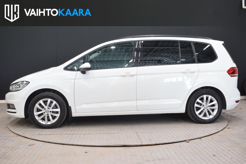 VOLKSWAGEN Touran 2018