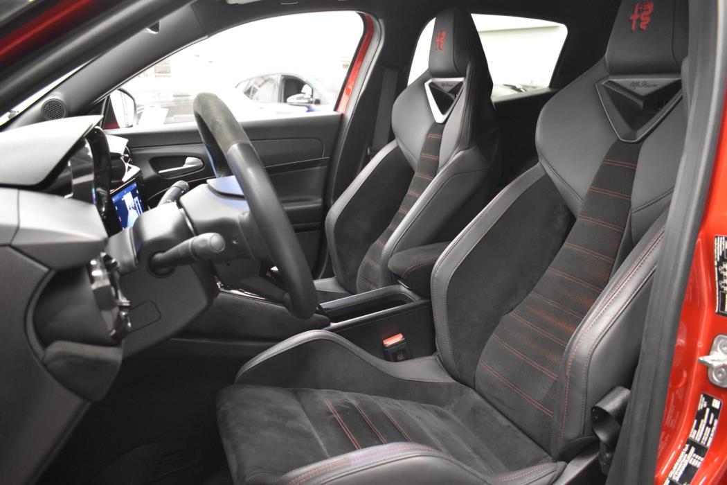 ALFA ROMEO Junior 2024