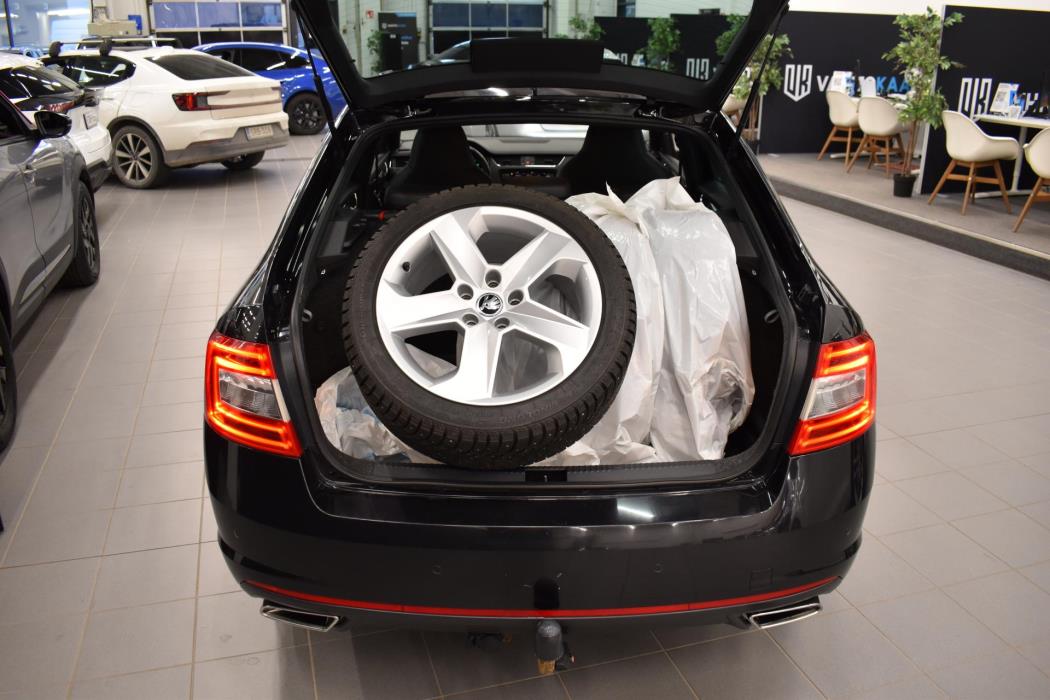 SKODA Octavia 2014