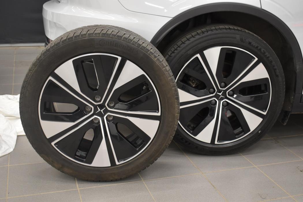 POLESTAR 2 2023