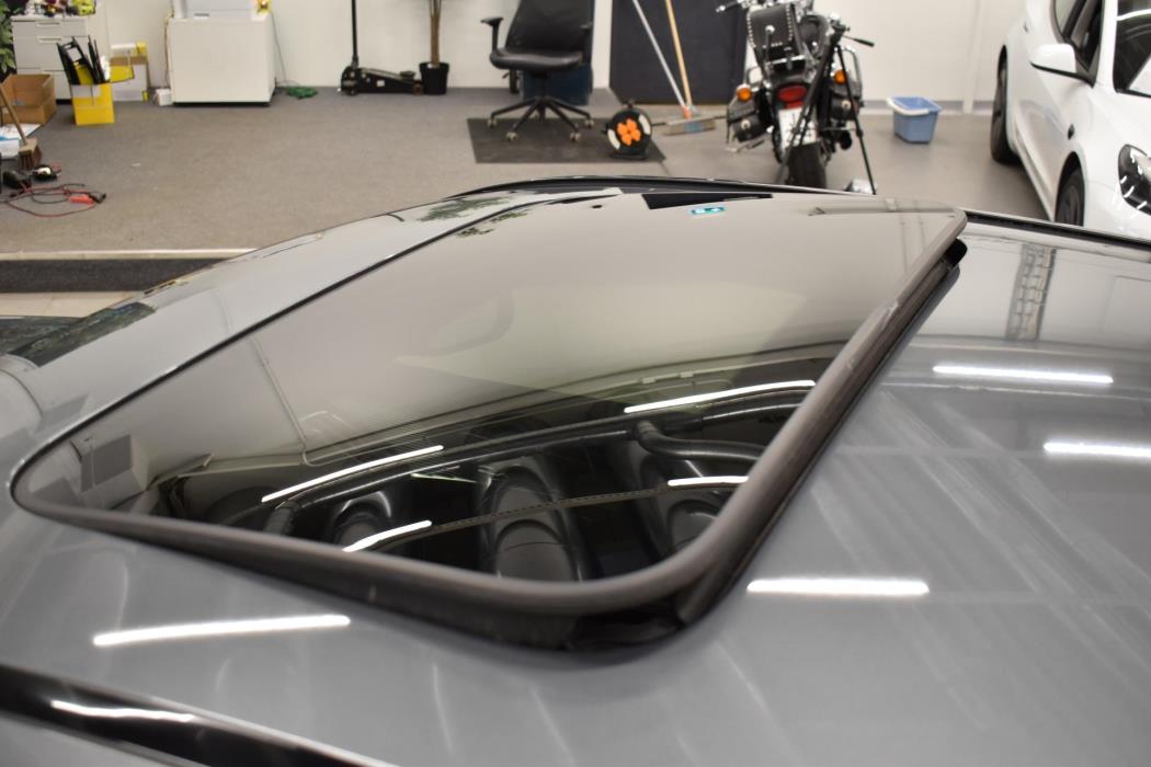 MERCEDES-BENZ EQC 2022