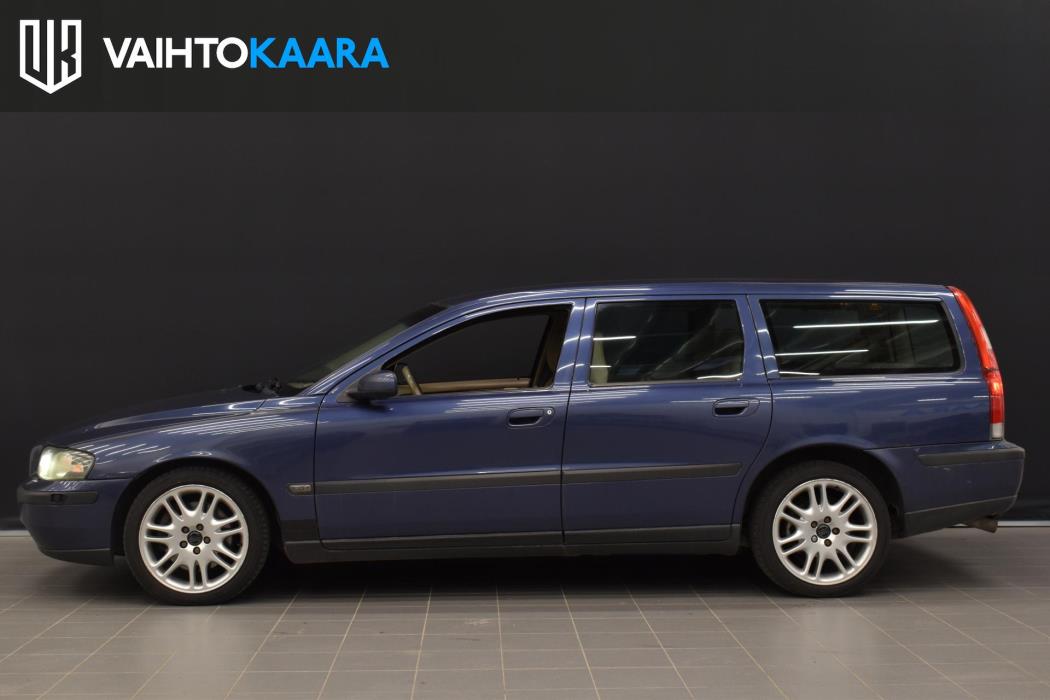 VOLVO V70 2004
