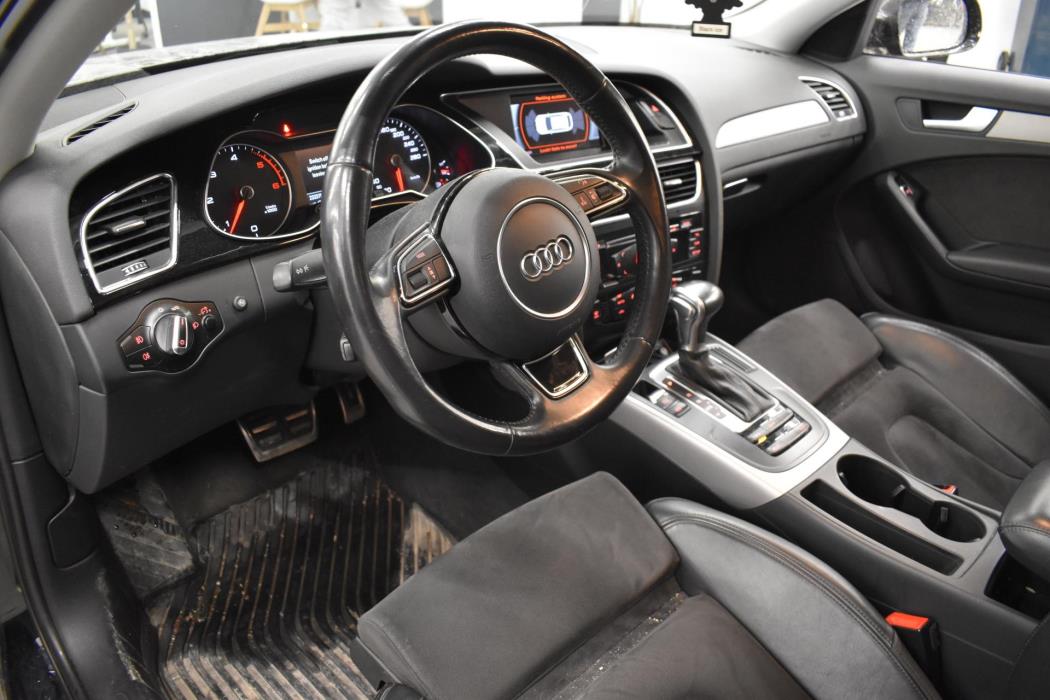 AUDI A4 2015