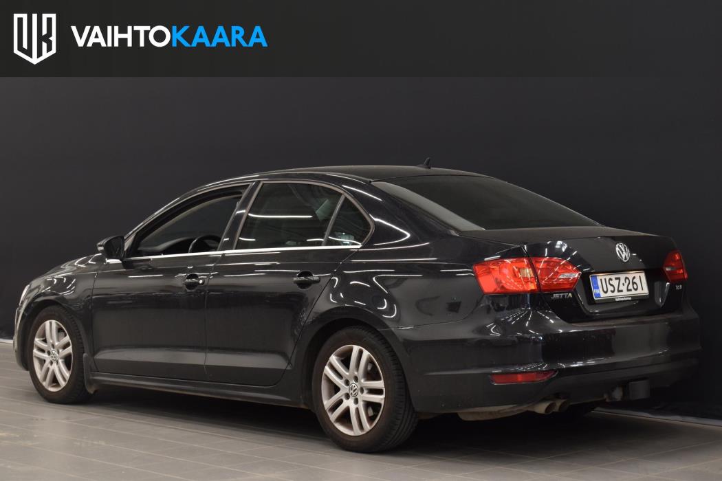 VOLKSWAGEN Jetta 2011
