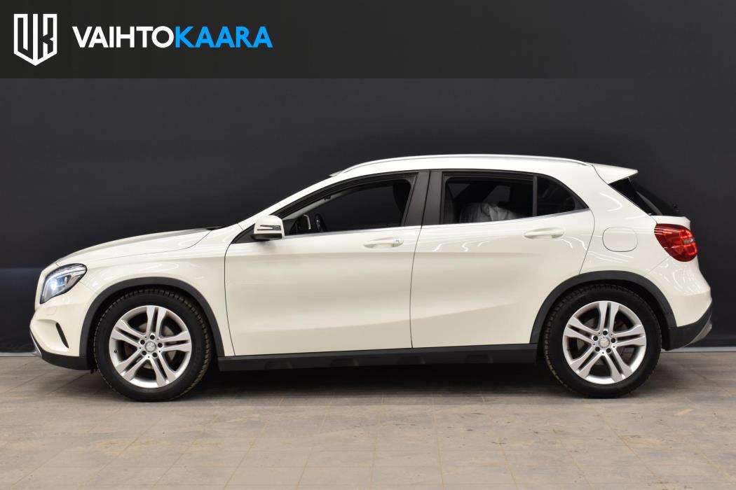 MERCEDES-BENZ GLA 2015