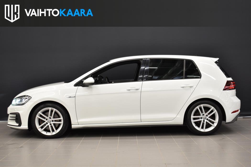 VOLKSWAGEN Golf 2017