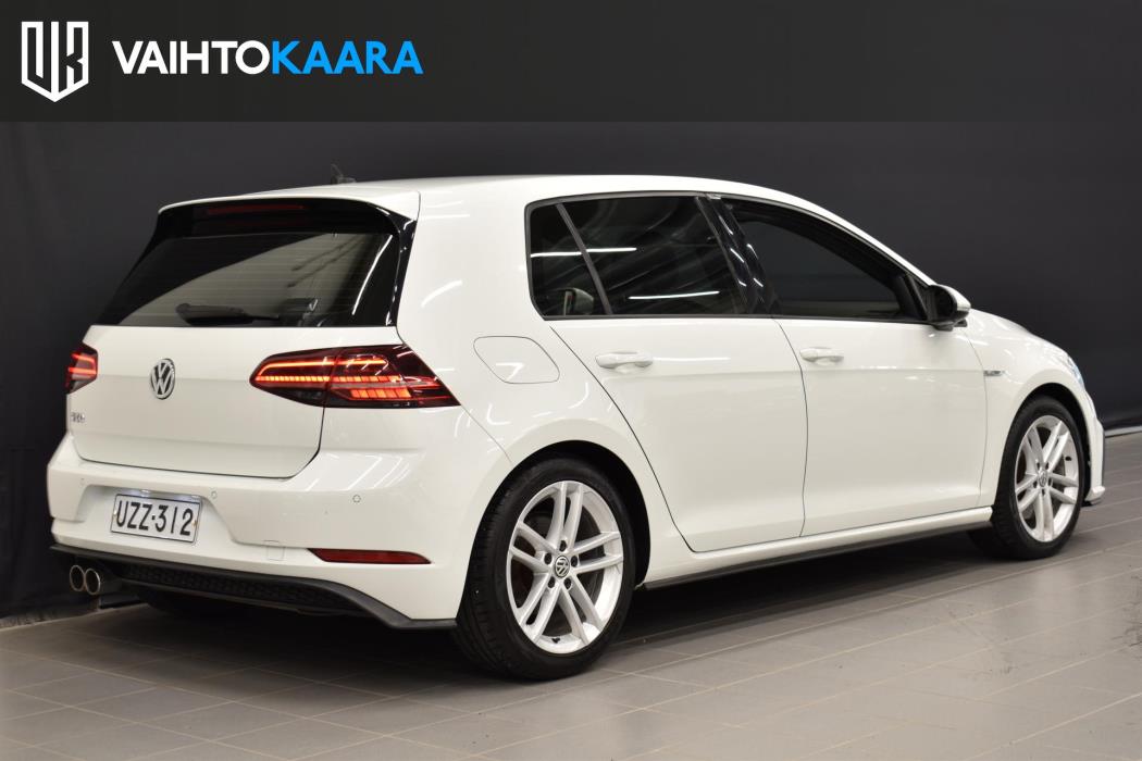 VOLKSWAGEN Golf 2017