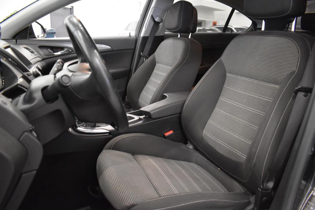 OPEL Insignia 2016