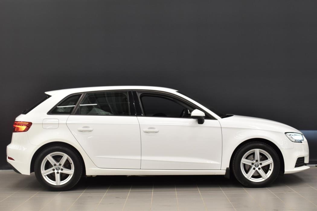 AUDI A3 2017