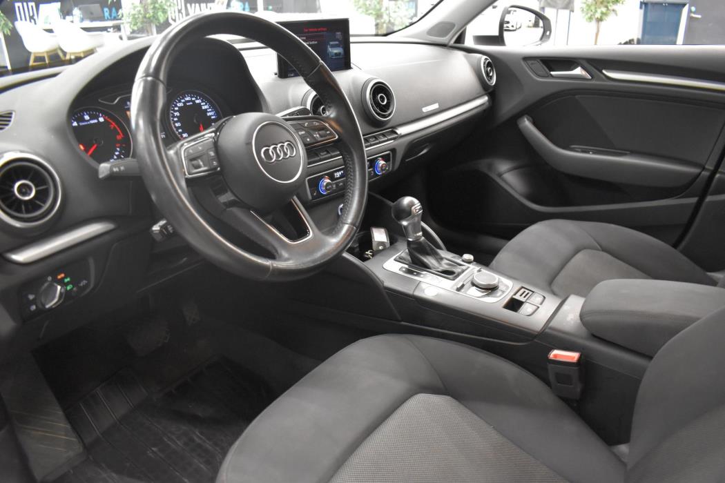 AUDI A3 2017