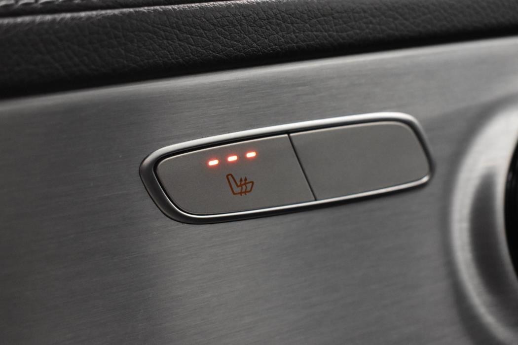 MERCEDES-BENZ C 2019