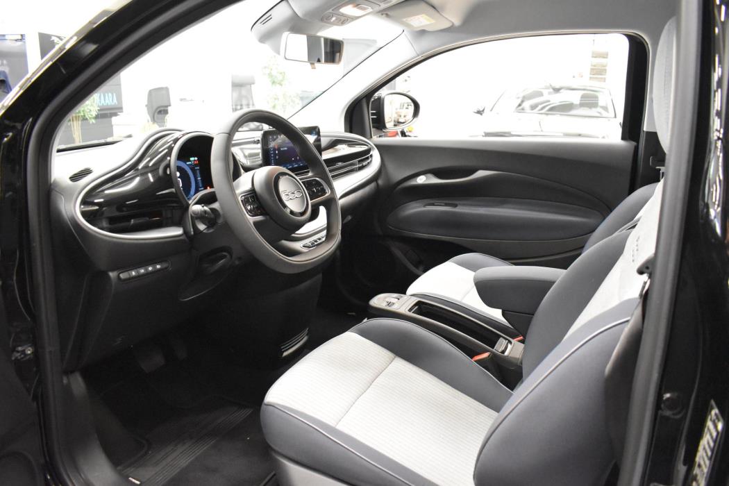 FIAT 500E 2023