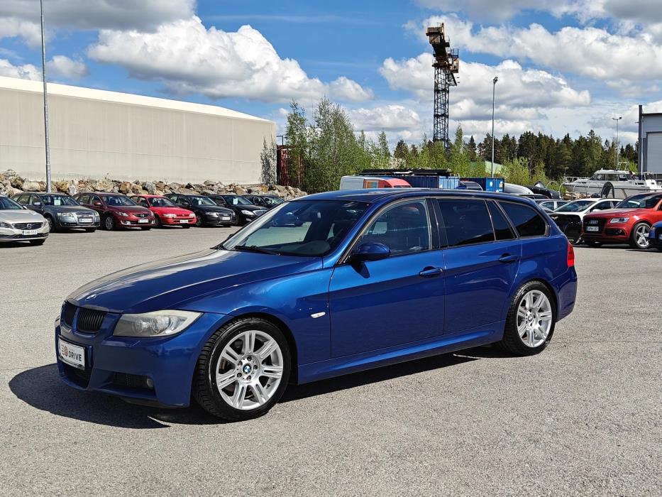 BMW 330 2007