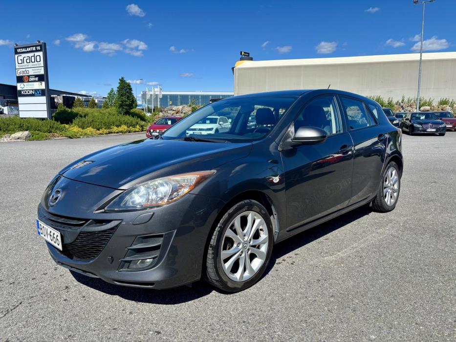 MAZDA 3 2011