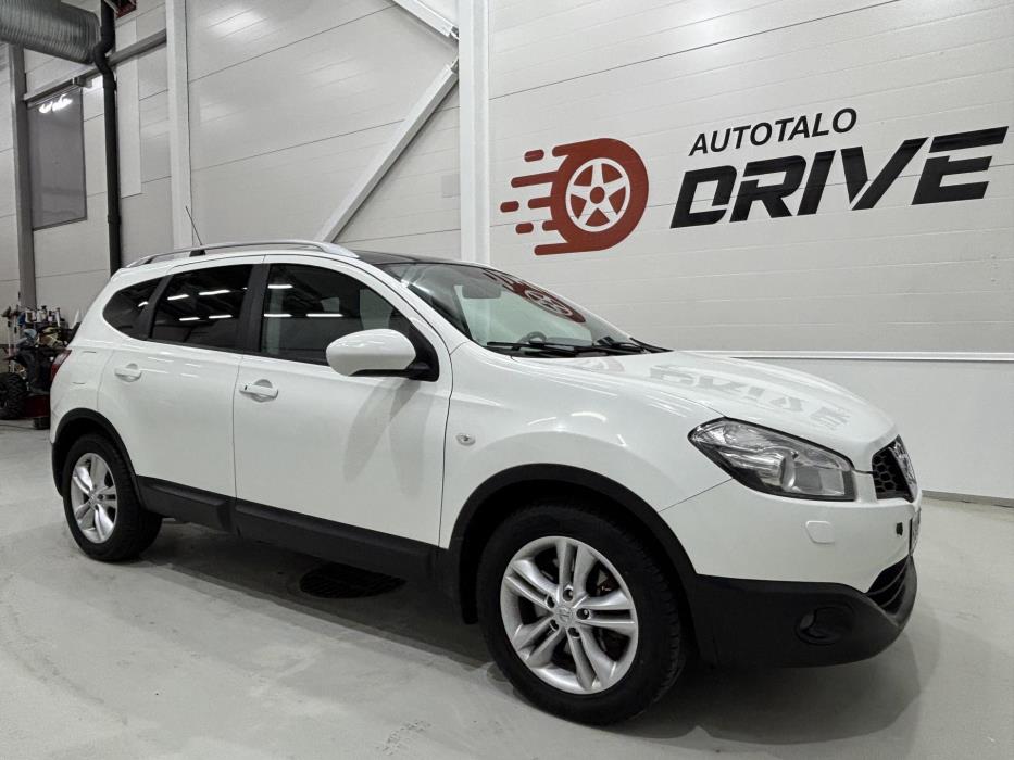 NISSAN Qashqai+2 2011