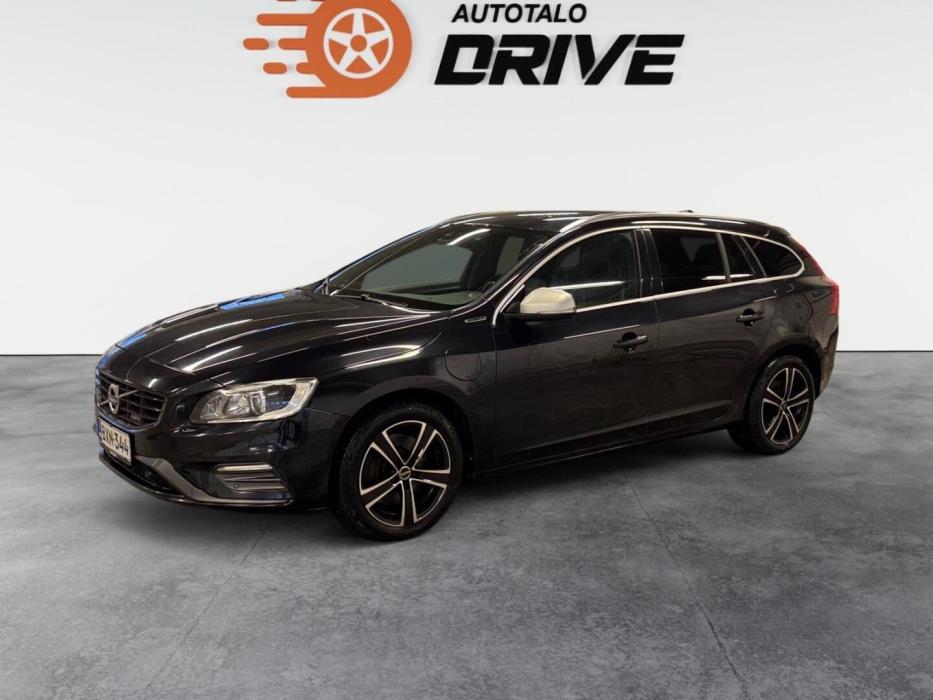 VOLVO V60 2015