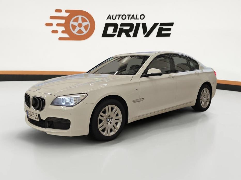 BMW 730 2015