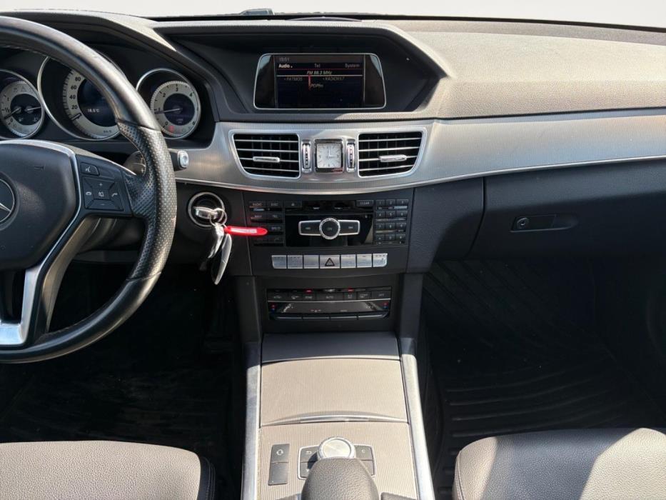 MERCEDES-BENZ E 2016