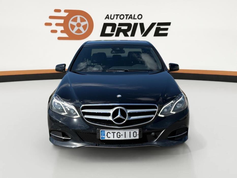 MERCEDES-BENZ E 2016